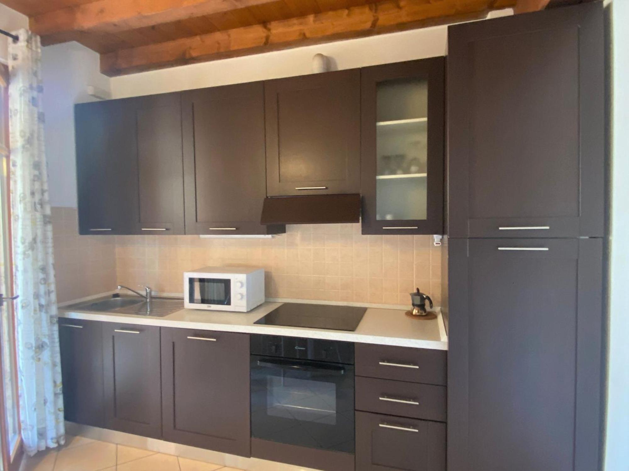 מנרבה דל גארדה The Flowers - Apartments With Private Garden In Residence With Pool מראה חיצוני תמונה