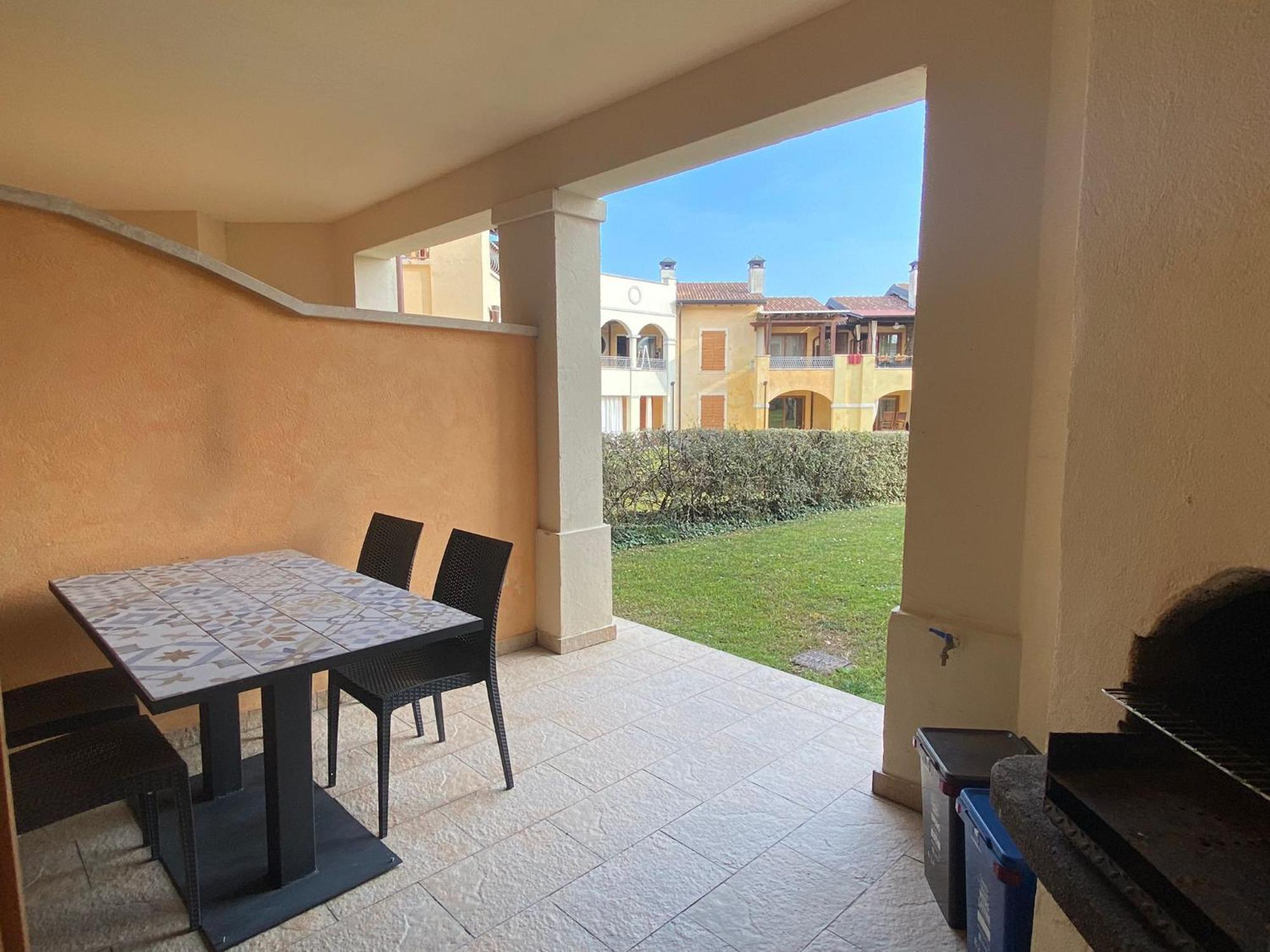 מנרבה דל גארדה The Flowers - Apartments With Private Garden In Residence With Pool מראה חיצוני תמונה